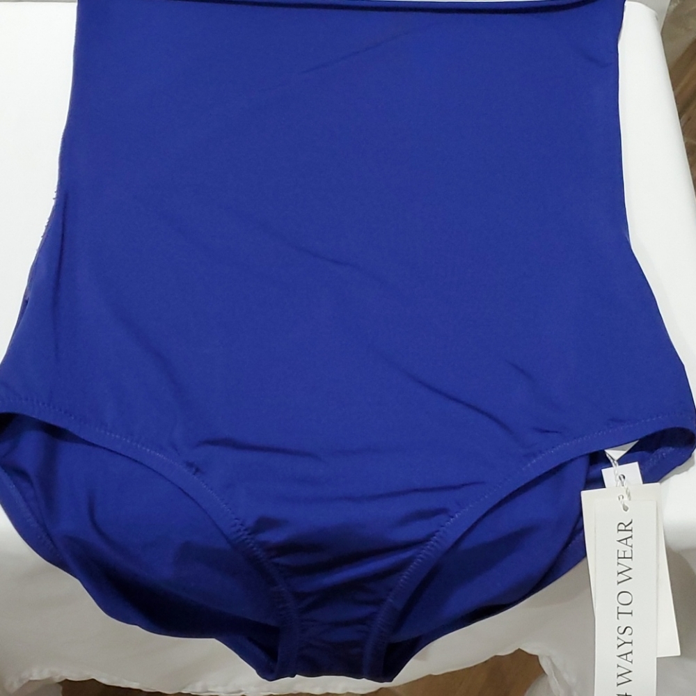NWT TRINA TURK 4-WAY NAVY HIPSTER BOTTOM SIZE 8 - Picture 5 of 8